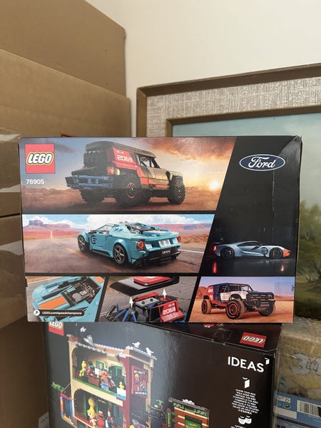 Lego 76905 Speed Champions Ford GT Heritage Edition and Bronco Carousel 2