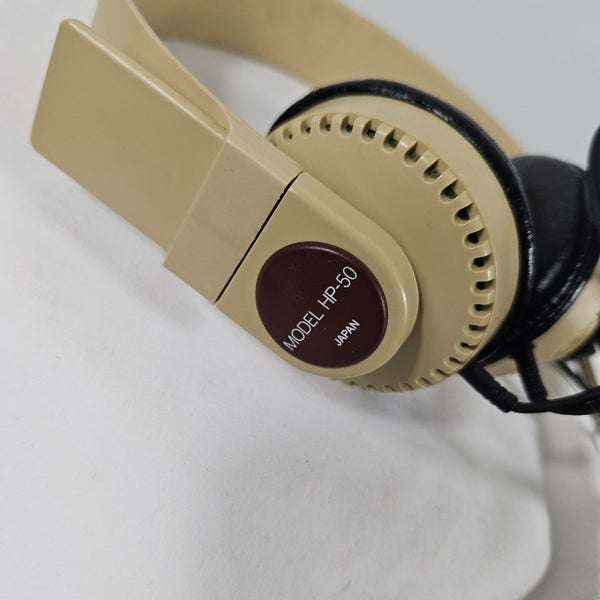 Vintage Yamaha Orthodynamic hp-50 headphones Carousel 3