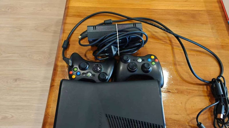Xbox 360 Console + Accessories – Great Condition, Ready to Play! Carousel 2