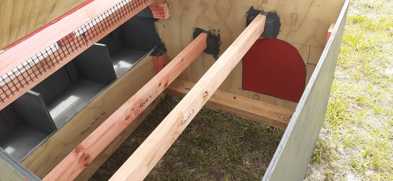 DIY chicken coop - Plans to build a hen house Carousel 8