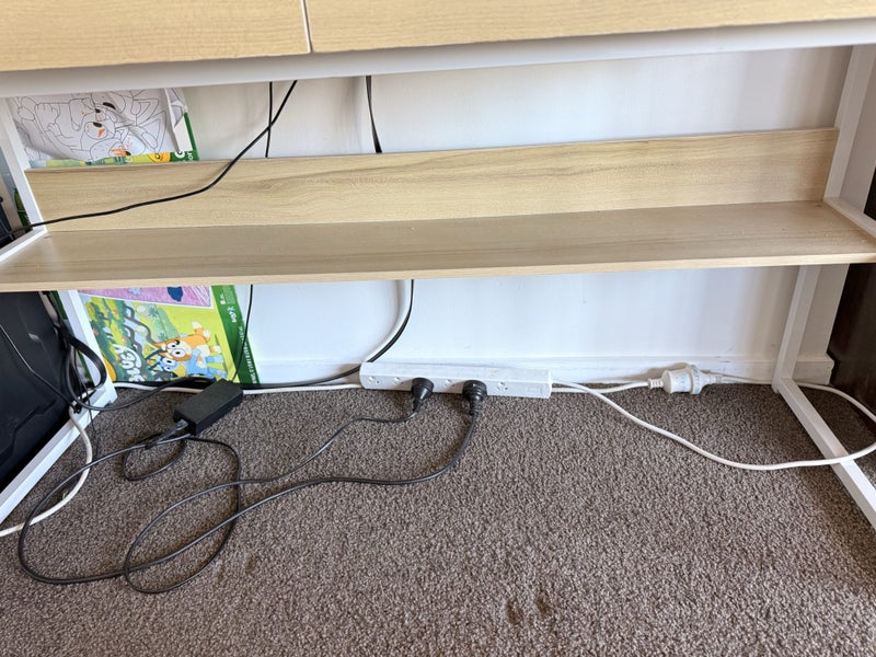 Desk Carousel 3