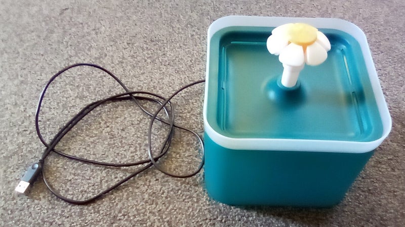 Pet Drinking Fountain Carousel 1