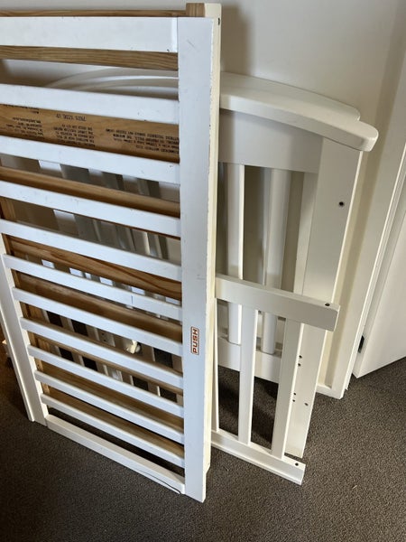 Cot with Mattress62854321952643113