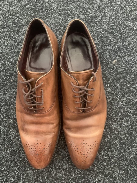 Joseph Cheaney and Sons classic Derby shoe Carousel 1