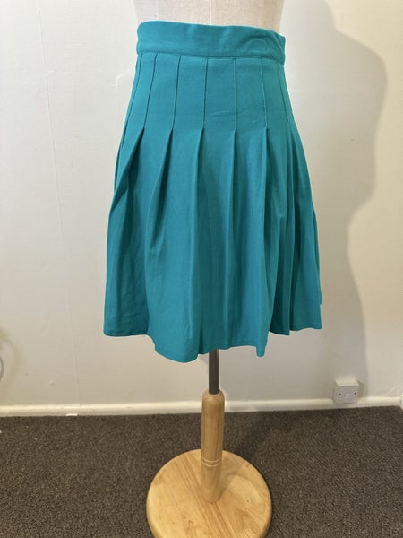 Shekou tennis skirt size 12-14 Carousel 1