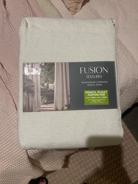 Ready Made Curtains Pencil Pleat. Carousel 1