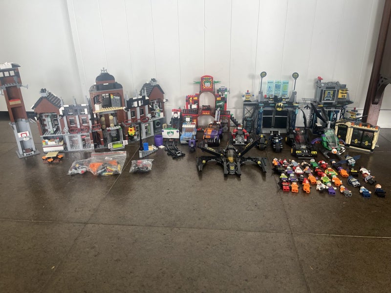 Lego Batman bulk Carousel 1