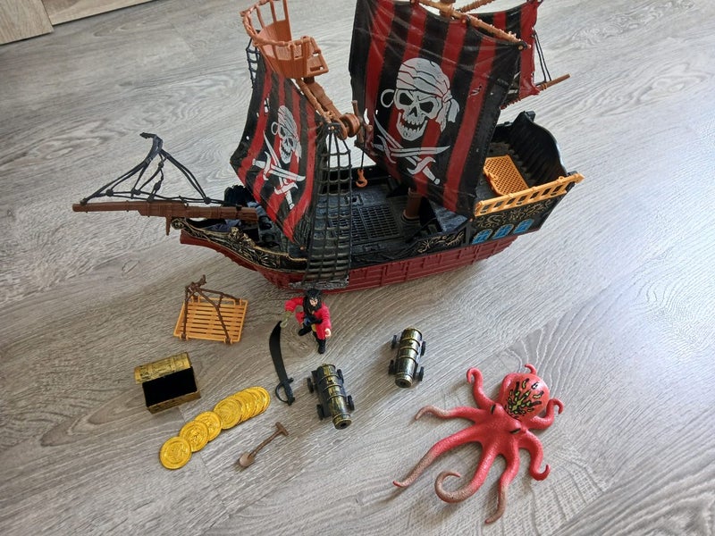 Chap mei pirate ship figures Carousel 2