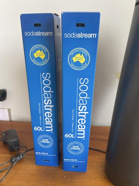 Sodastream + 3 bottles (60L) Carousel 6