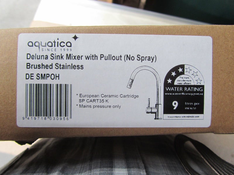 AQUATICA DELUNA BRUSHED STAINLESS KITCHEN SINK MIXER WITH PULLOUT Carousel 2
