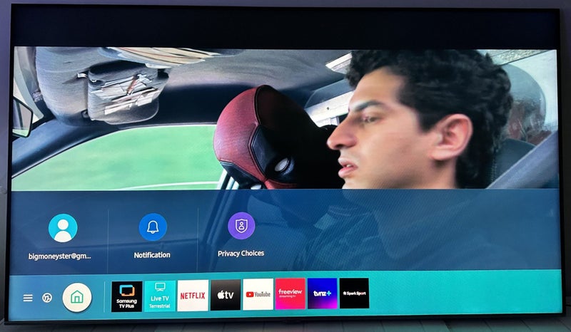 Samsung 65" 4K QLED Smart TV AIrplay HDR10+ Carousel 3