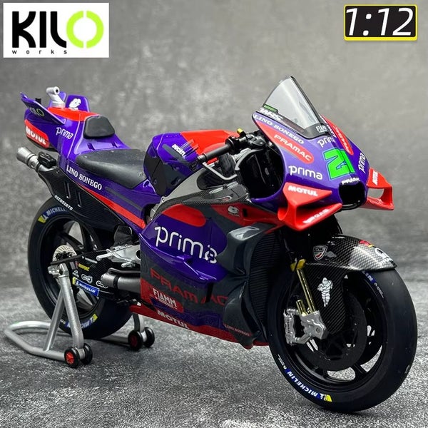 1/12 Prima Pramac Racing.Ducati Motorcycle model metal, GP24 NO.21 Carousel 1