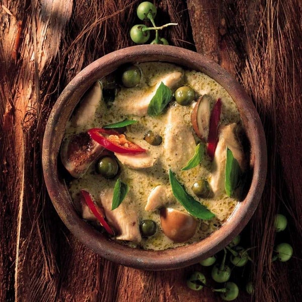 Blue Elephant Thai Premium Green Curry Sauce 300g Carousel 2