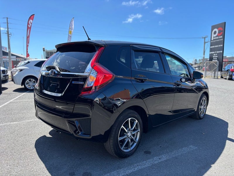 2013 Honda Fit Hybrid L Package62867852418050114