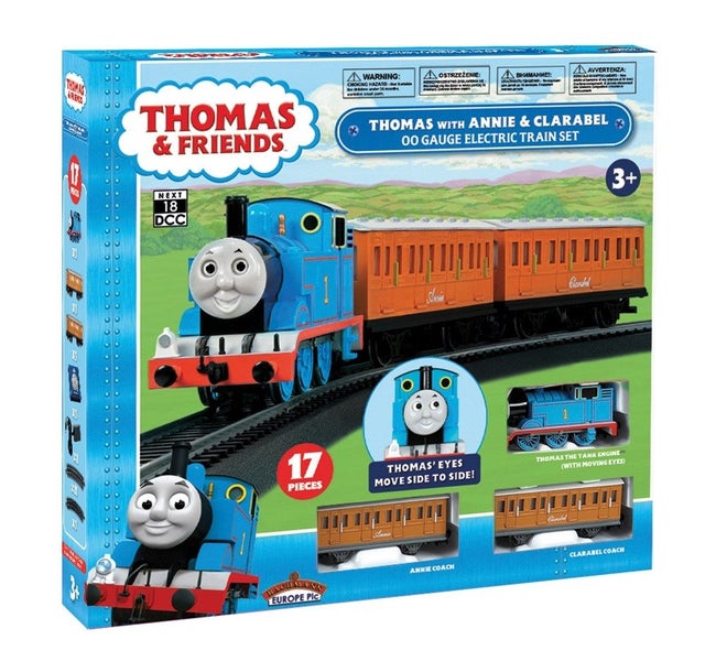 Bachmann 00642BE [OO] Thomas with Annie & Clarabel Electric Train Set Carousel 1