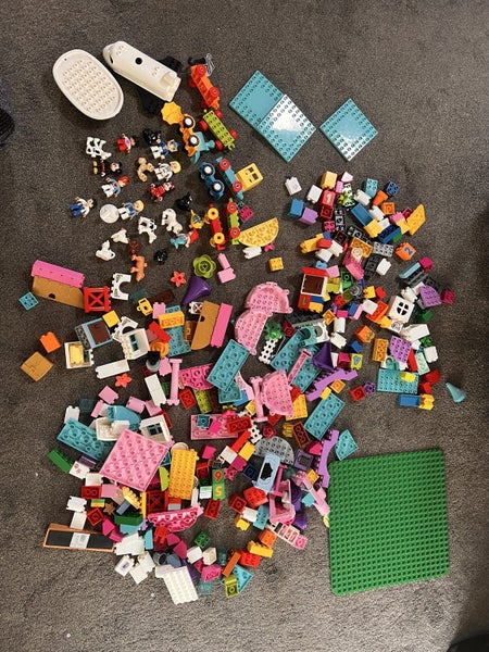 Duplo - multiple sets - 350 pieces approx Carousel 1