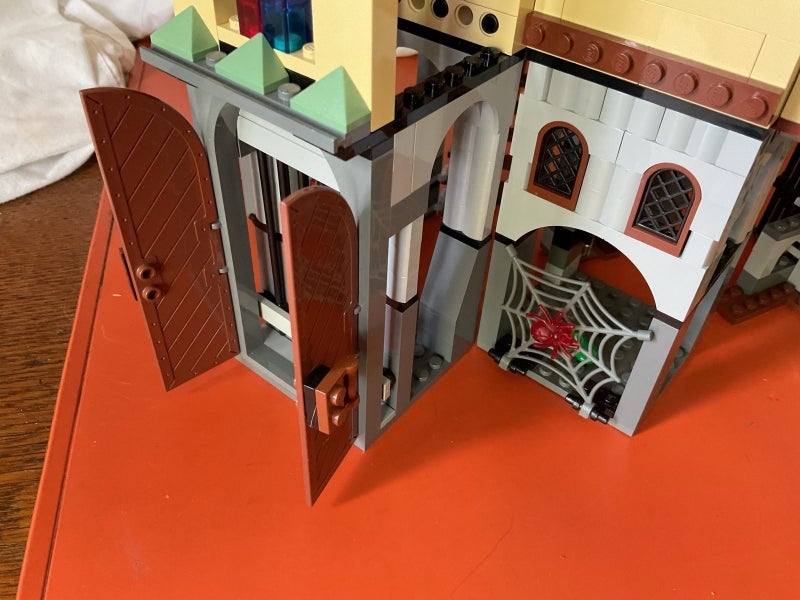 Harry Potter Lego set 4757: Hogwarts castle second generation from 2004 Carousel 12