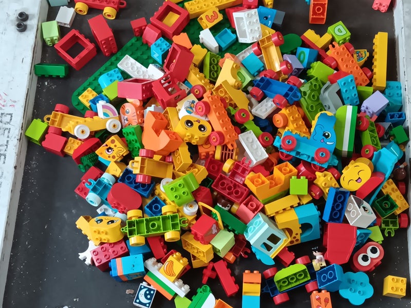 Collection of Duplo Carousel 2