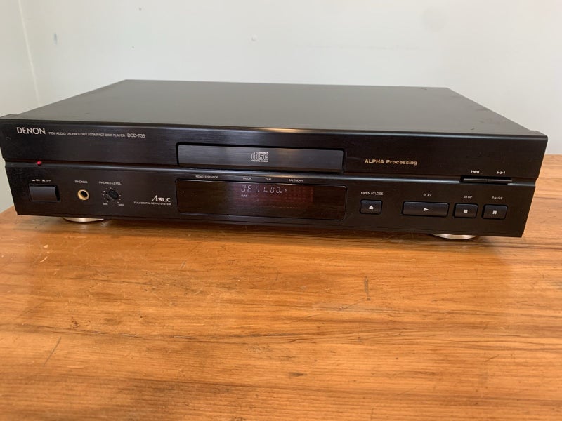 Audiophile grade Denon DCD-735 CD player - Fantastic Condition Carousel 2