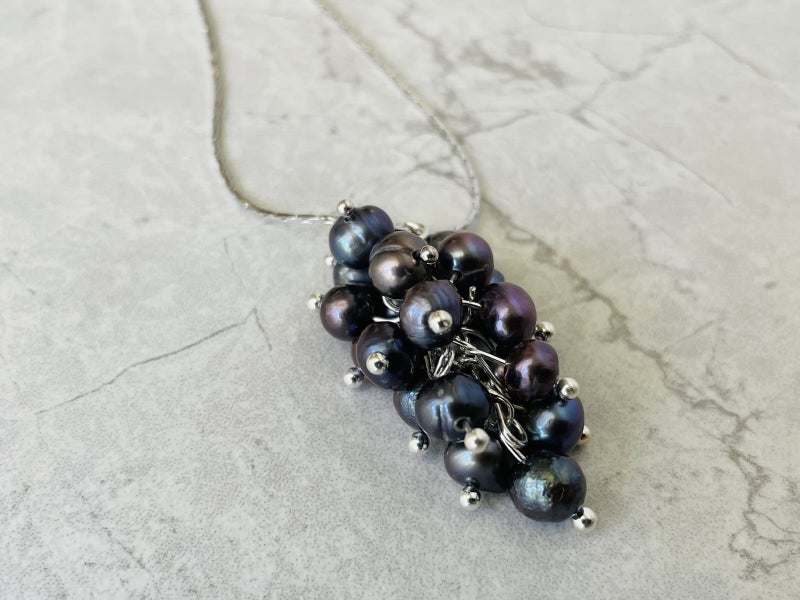 Freshwater Pearl Cluster Pendant Necklace Carousel 1