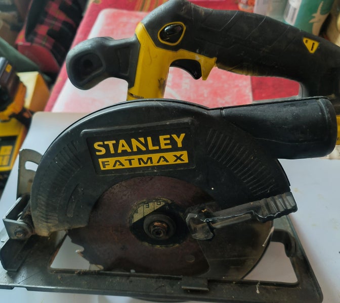 Stanley Fatmax Tools Skill Saw and drill 18 volt and 2 x 18volt New Batteries Carousel 1