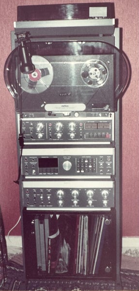 ReVox Vintage Classic Stereo HiFi tower Carousel 1