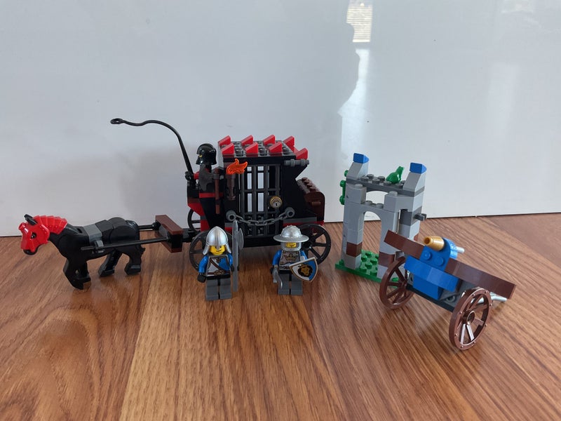 Lego 70401 Castle - Gold Getaway Carousel 2
