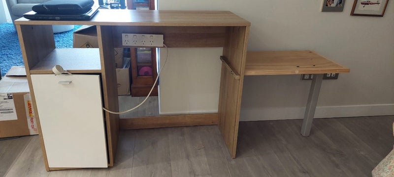 Desk Carousel 3