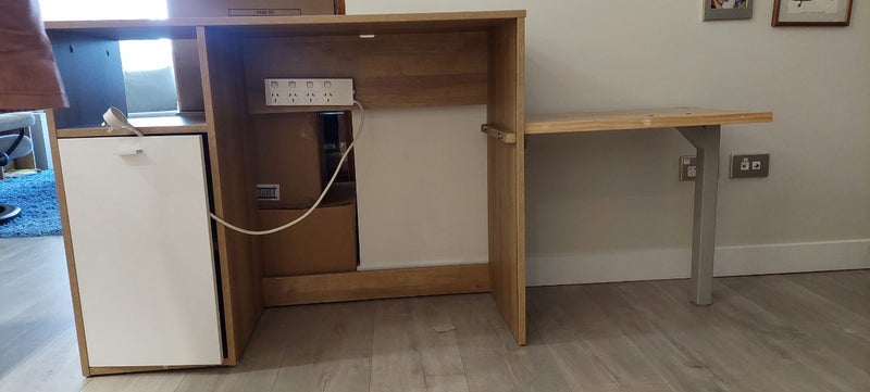 Desk Carousel 1