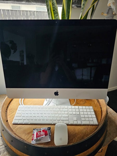 Apple iMac Carousel 1