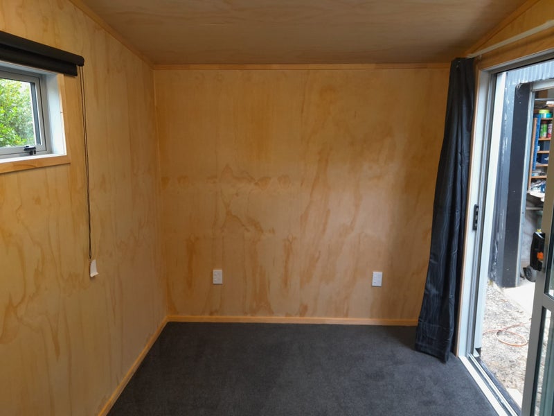 Portable Cabin 10sqm Free delivery in the waikato62938586917633114