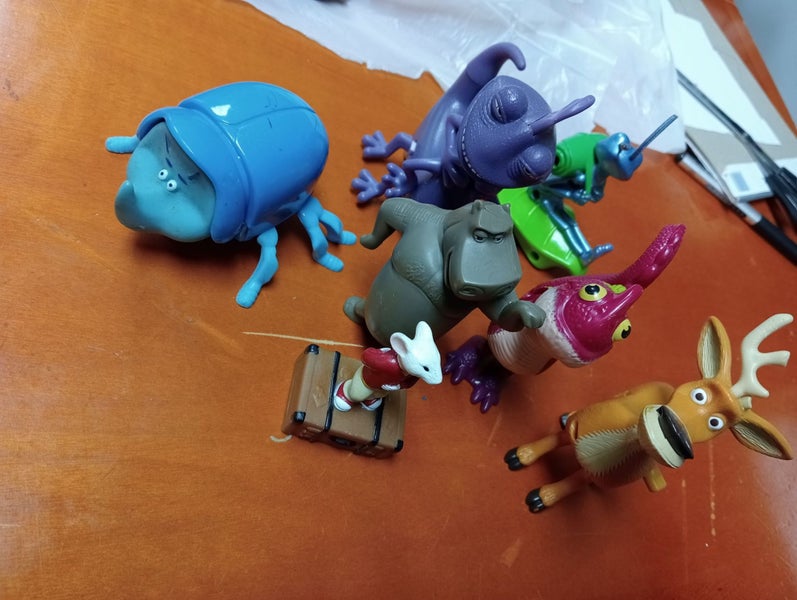 BULK Burger King / McDonald's animal bug movie characters 1 of 3 Carousel 2