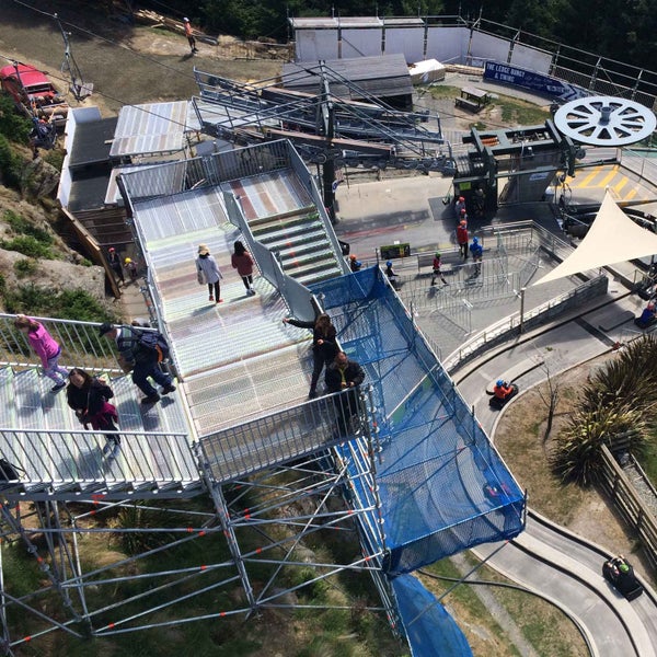 Brazier Scaffolding Carousel 1