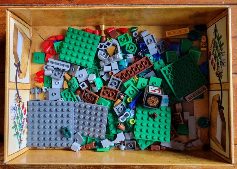 LEGO Heroica 3858 Waldurk Game Carousel 2