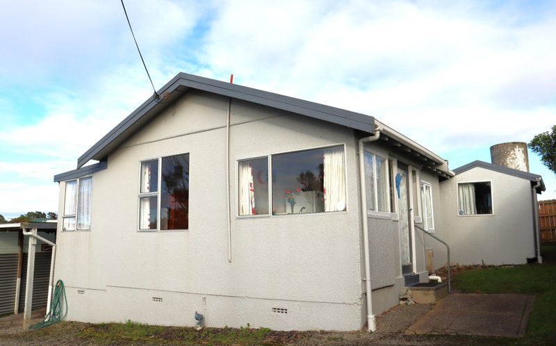 Image 2 of 16