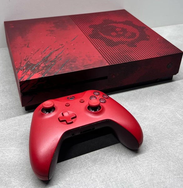 Xbox One S 2TB Limited Edition Console - Gears of War 4 Carousel 1