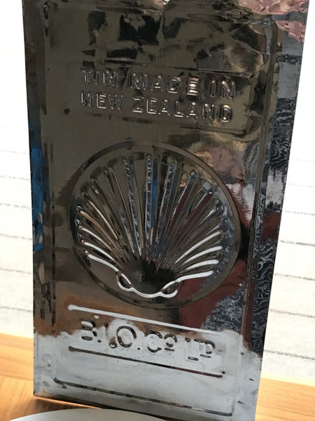 ORIGINAL SHELL SIGN ** Striking Condition ** Ready for your Man Cave Collection Carousel 2