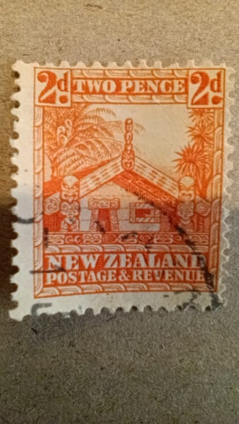 75 NZ used Whare stamps circa 1935-1941 Carousel 1