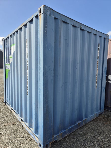 10ft V. Gd cond lock box Carousel 2