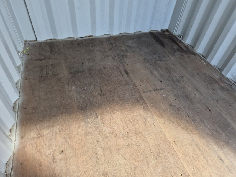 10ft V. Gd cond lock box Carousel 7