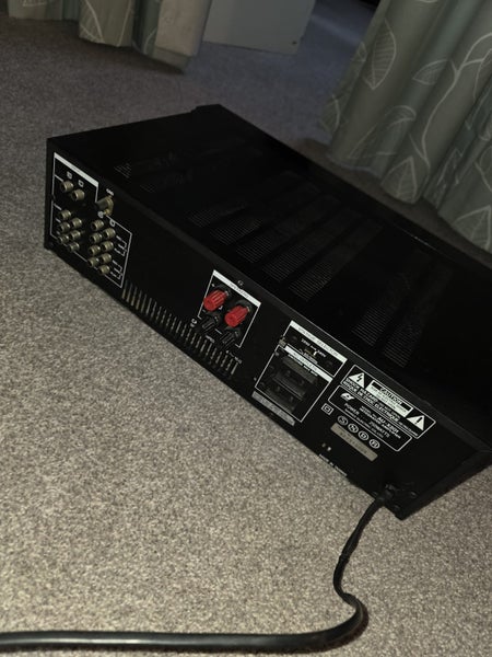 Sansui AU-X201 Amplifier Carousel 3