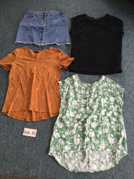 GROUP G - womens tops x 3 skirt x 1 - size 10 - please read - $1 Carousel 1