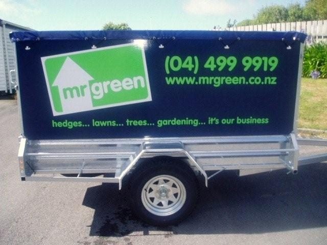 PREMIER LAWNMOWING FRANCHISE Carousel 2