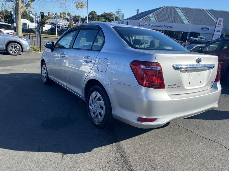 2019 Toyota Corolla Axio Hybrid G 1.5 Sedan62863271697283113
