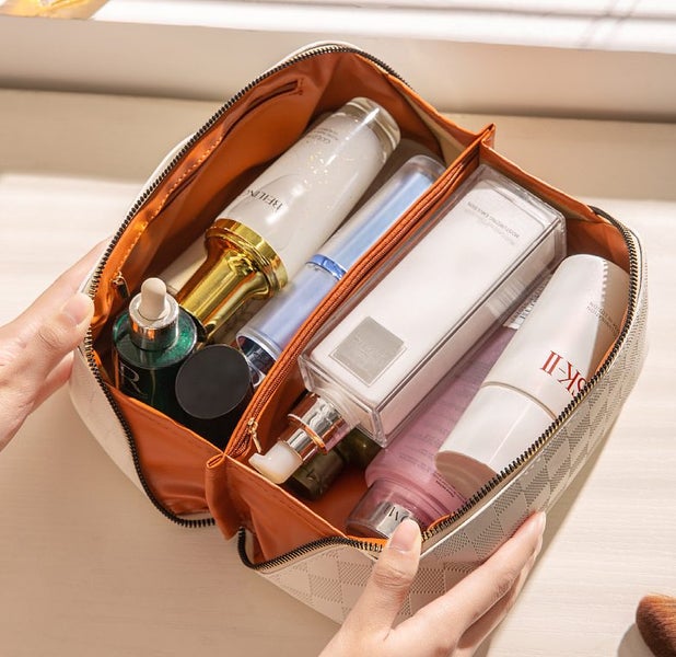 Travel Cosmetic Bag Plaid Checkered Makeup Bag Portable Carousel 3