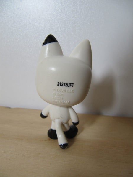 Gabby’s Dollhouse Figurine - Pandy Paws Carousel 2