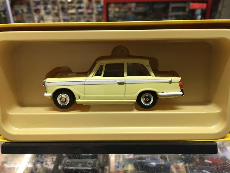 1/43 LLEDO VANGUARDS - TRIUMPH HERALD #VA5002 Carousel 2