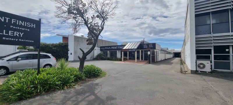 Image 1 of 18