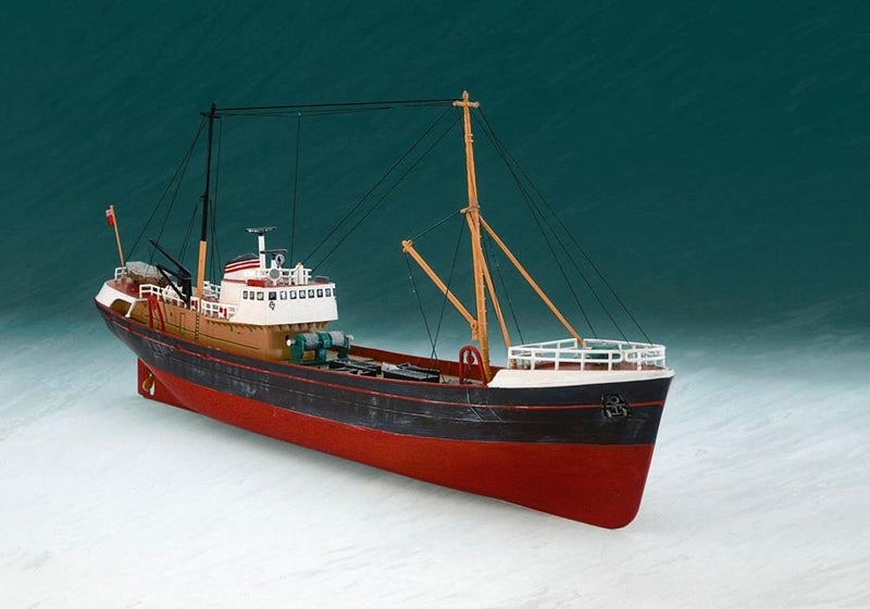 Revell 05204 1/142 NORTH SEA FISHING TRAWLER Carousel 1