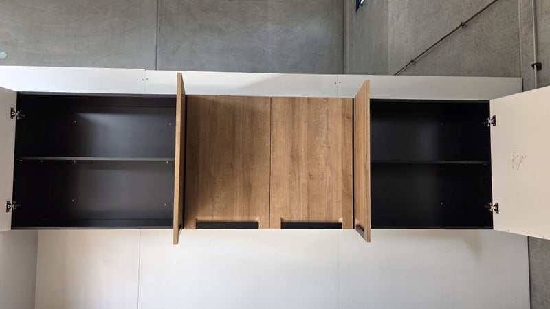 Wall Cabinet Set in Classic Oak with BLUM Hinges Carousel 2